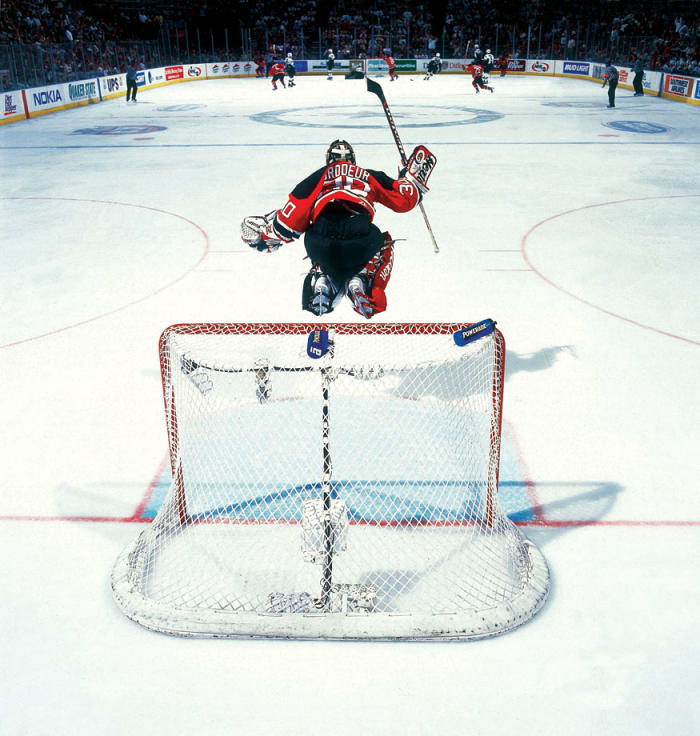 2000-Martin-Brodeur-001065208.jpg